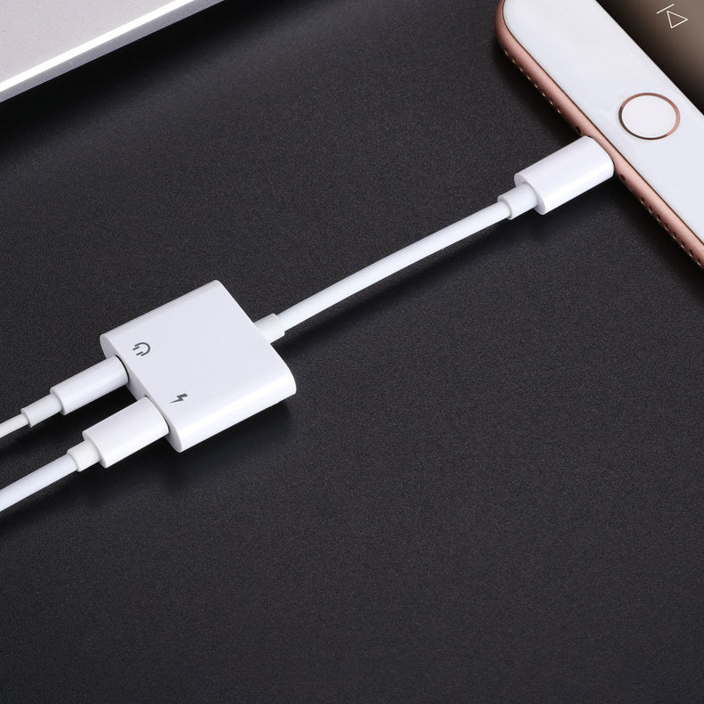 Joyroom S-Y104 headphone adapter Lightning - Lightning / mini jack 3.5mm - white - OUTLET_10