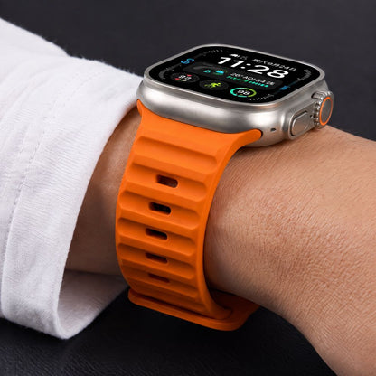 Tech-Protect Silicone Line Strap for Apple Watch 44 / 45 / 46 / 49 mm - Orange_7