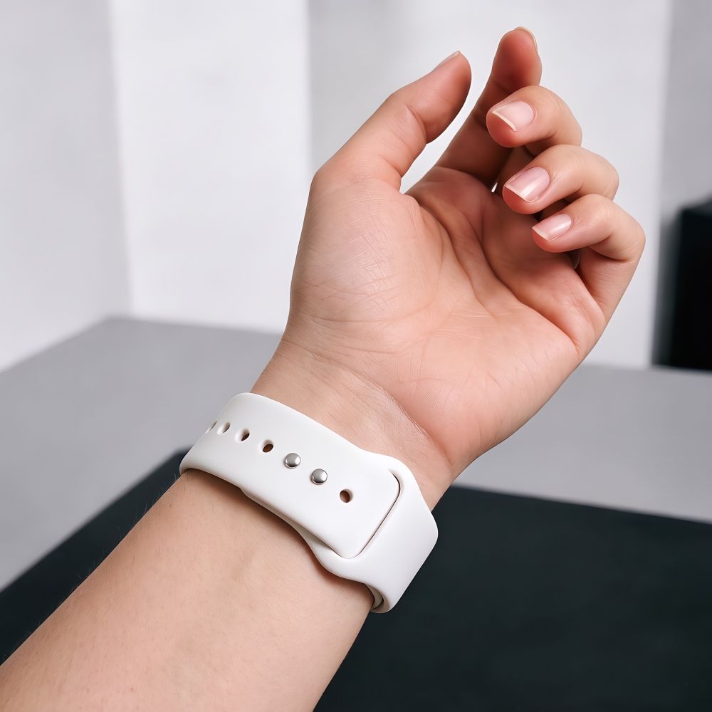 Tech-Protect Silicone Strap for Apple Watch 40 / 41 / 42 mm - White_4