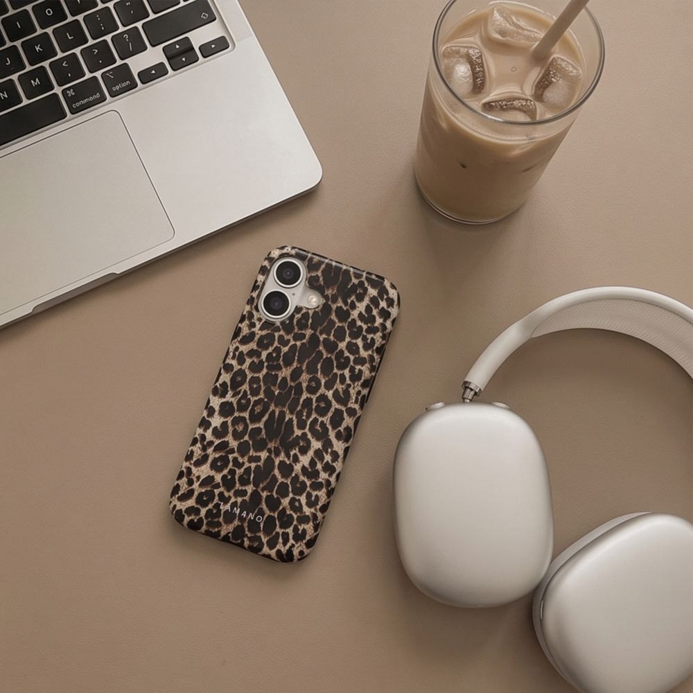 Tech-Protect Lamano MagSafe case for iPhone 17 - brown and beige_4