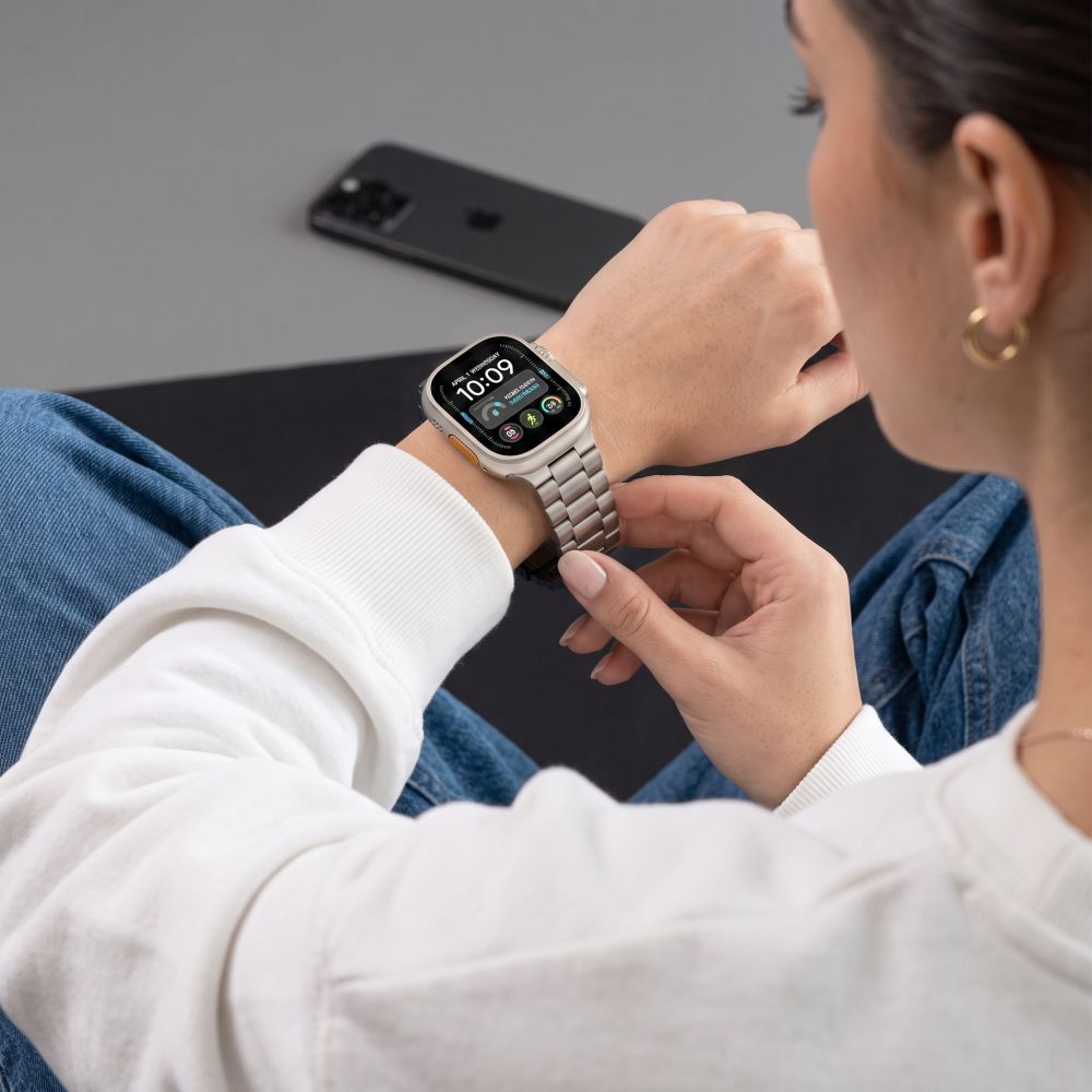 Bransoleta Tech-Protect Stainless na Apple Watch 44 / 45 / 46 / 49 mm - srebrno-złoty_6