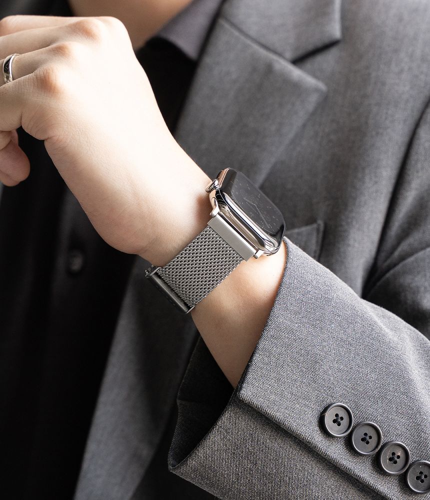 Bransoleta Ringke Metal One Mesh na Apple Watch 44 / 45 / 46 / 49 mm - srebrna_2