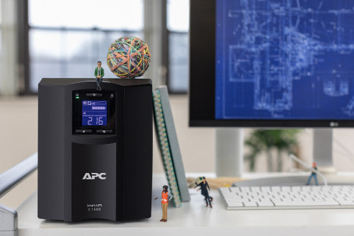 APC SMC1500IC sistema de alimentaciÃ³n ininterrumpida (UPS) LÃ­nea interactiva 1,5 kVA 900 W 8 salidas AC_9