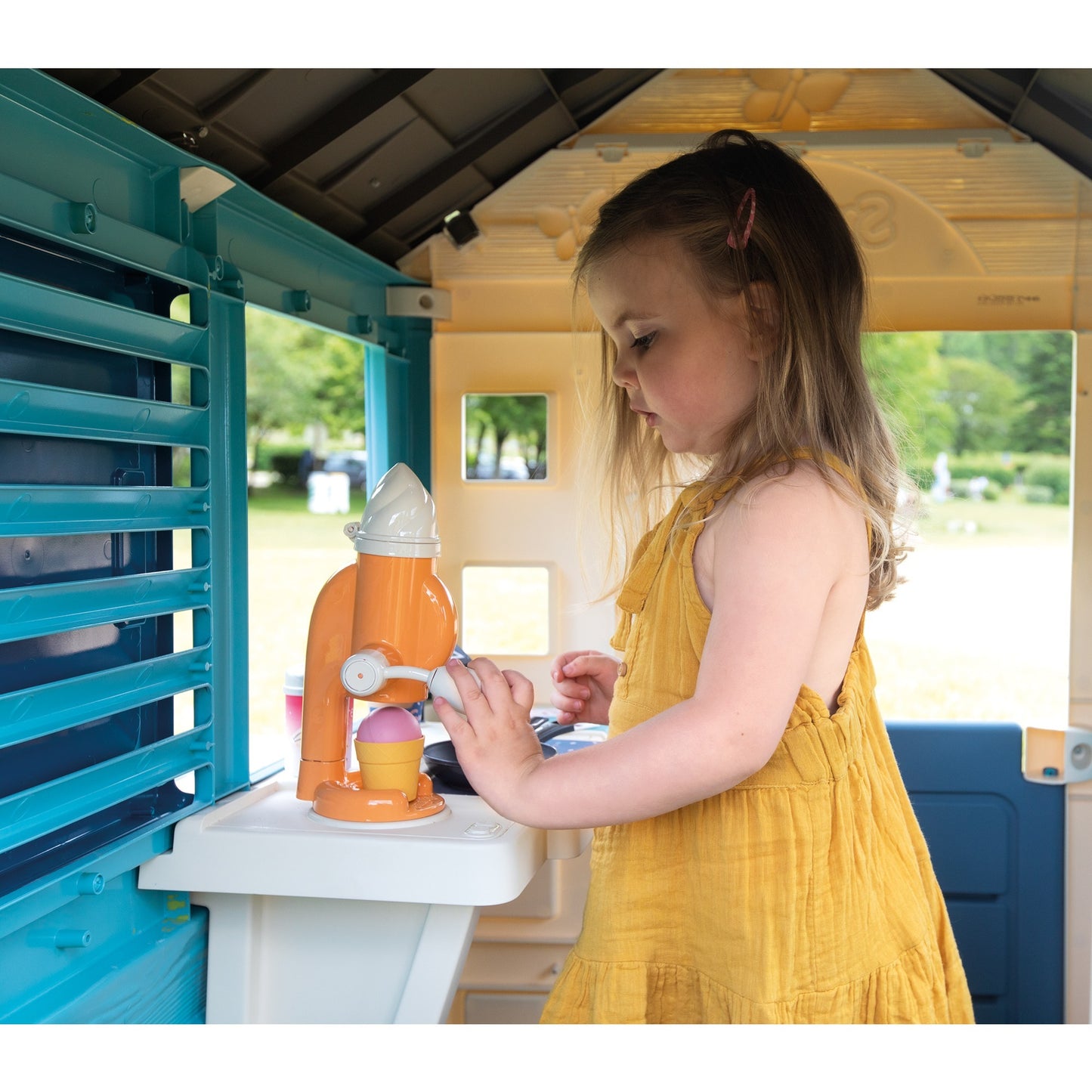 Casa Infantil Smoby Sweety Corner com Cozinha e Loja