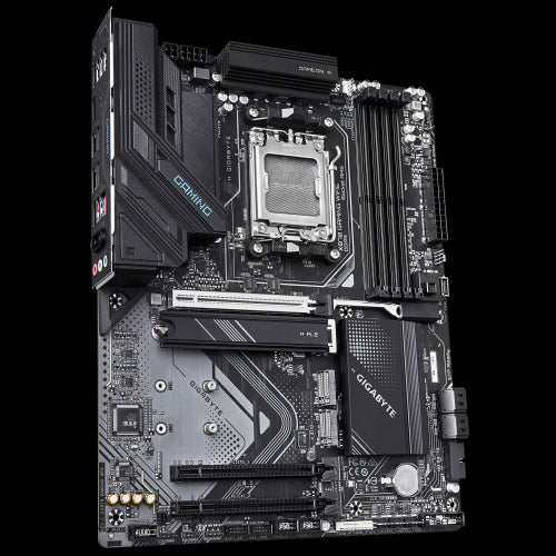 GIGABYTE X870 GAMING WIFI6 AMD X870 Zócalo AM5 ATX_2