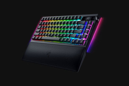 TECLADO RAZER BLACKWIDOW V4 PRO 75%  INTL. (USA) (ISO) (RZ03-05130300-R3E1)_1