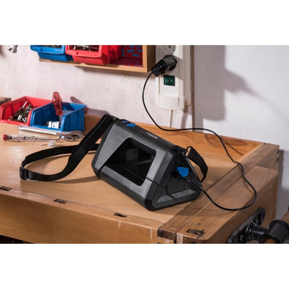 Lanterna de Mão Varta Work Flex BL30R 3600W Recarregável