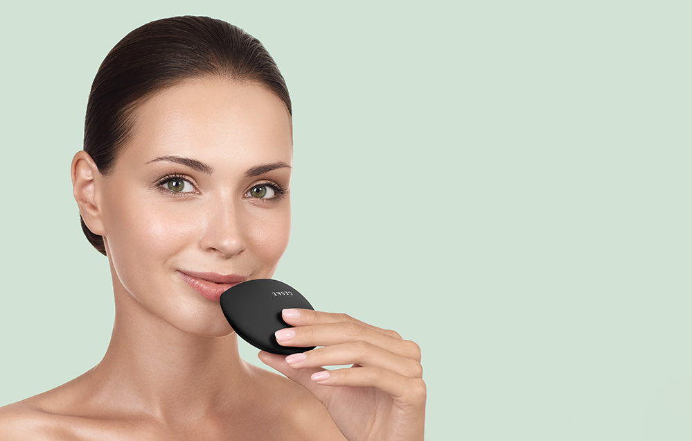 Volumizador Labial e Intensificador Guiado por Smart App 4 em 1 Geske