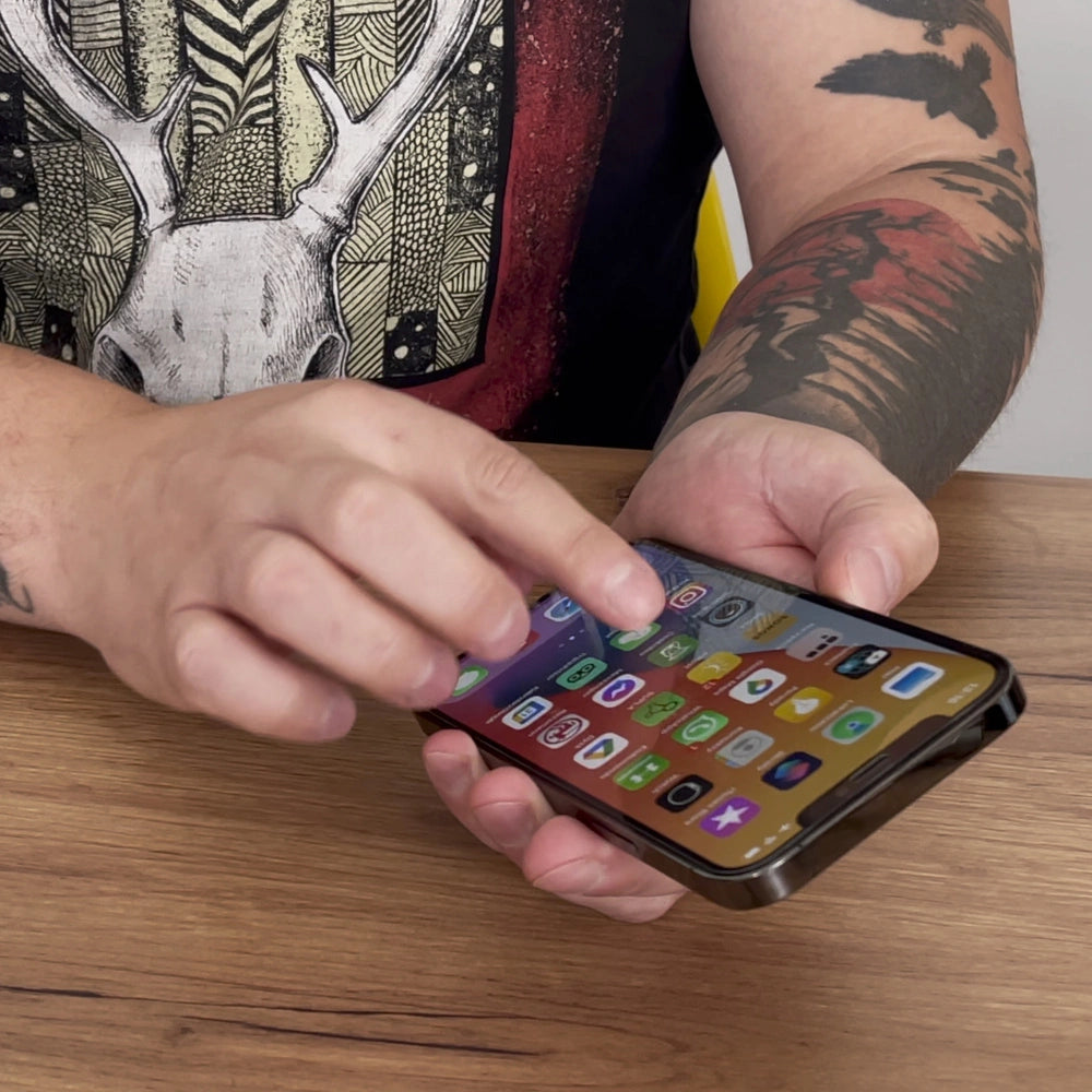 Wozinsky super tough full glue tempered glass full screen with frame case friendly Apple iphone xr / iphone 11 black_11