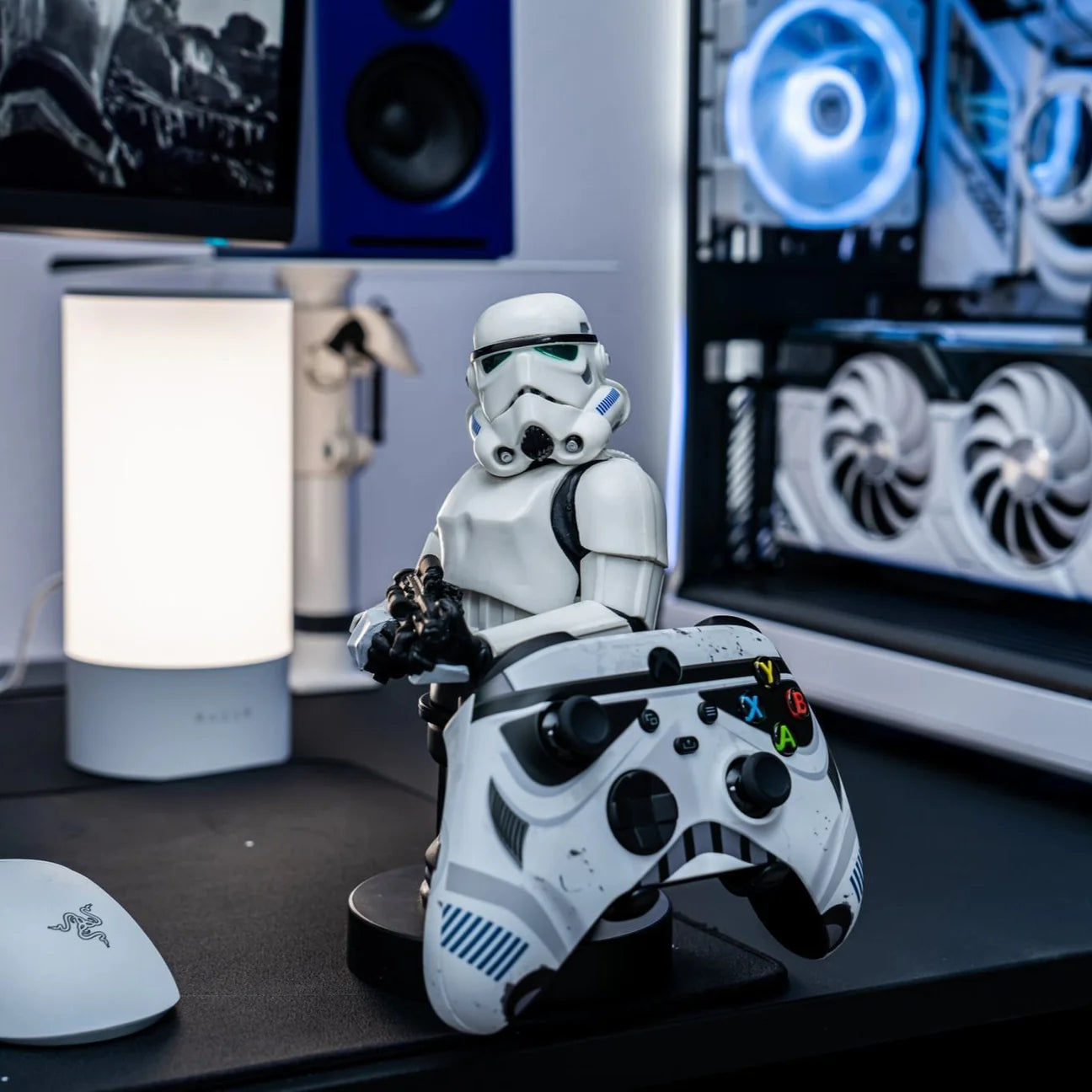 Suporte Cable Guys Star Wars Stormtrooper 20 cm Comando e Smartphone