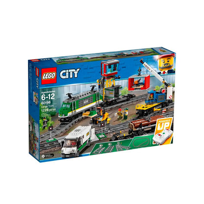LEGO City: Comboio de Carga | Idades 6-12 | 1226 Peças | Item 60198