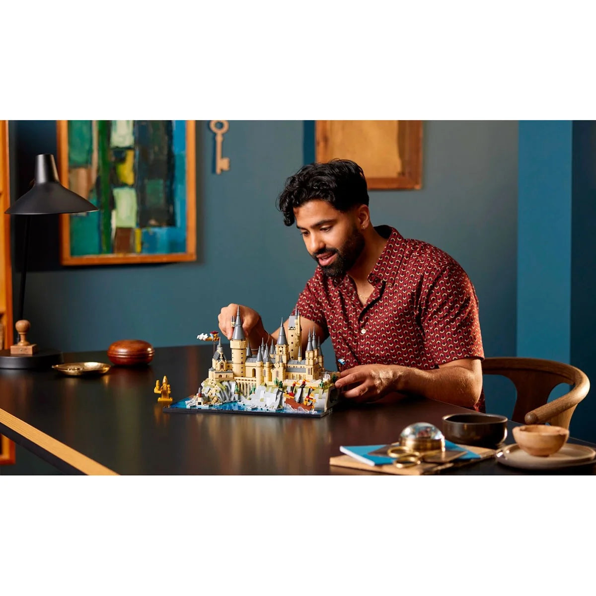 LEGO Harry Potter: O Castelo e os Campos de Hogwarts™ | Idades 18+ | 2660 Peças | Item 76419