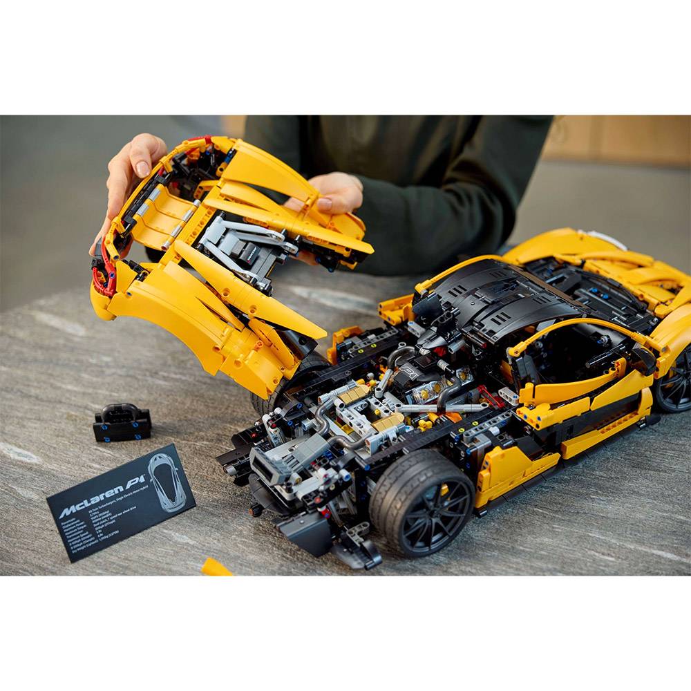 LEGO Technic: McLaren P1™ | Idades 18+ | 3893 Peças | Item 42172