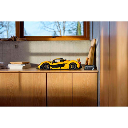 LEGO Technic: McLaren P1™ | Idades 18+ | 3893 Peças | Item 42172