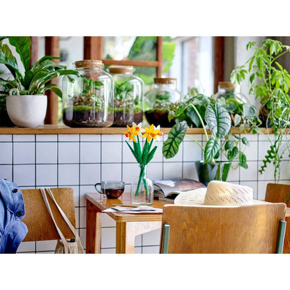 LEGO: Narcisos | Idades 8+ | 216 Peças | Item 40747