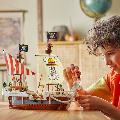 LEGO One Piece: O Navio Pirata Going Merry | Idades 10+ | 1376 Peças | Item 75639