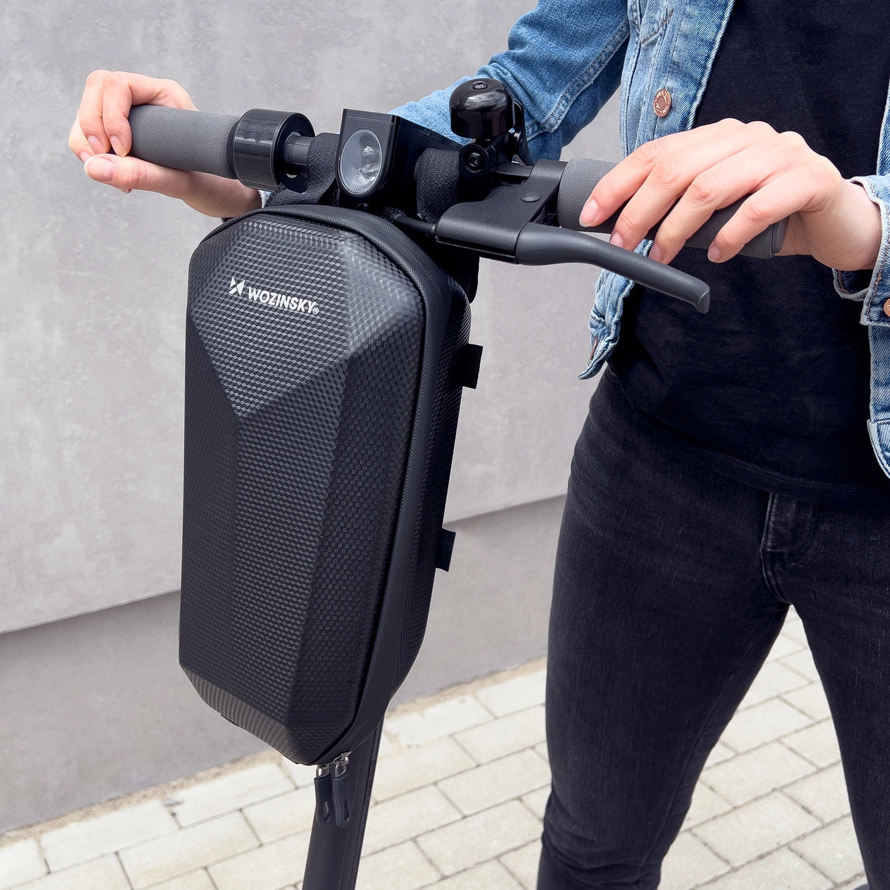 Wozinsky waterproof scooter handlebar bag 4l handlebar bag black (WSB2BK)_3