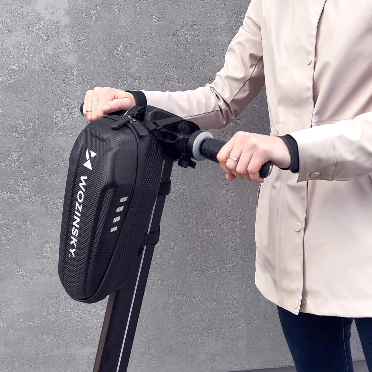 Wozinsky waterproof scooter handlebar bag 3l handlebar bag black (WSB4BK)_10