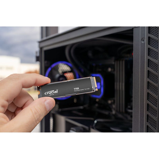 SSD M.2 Crucial T705 / 4TB / PCIe Gen5 NVMe_0
