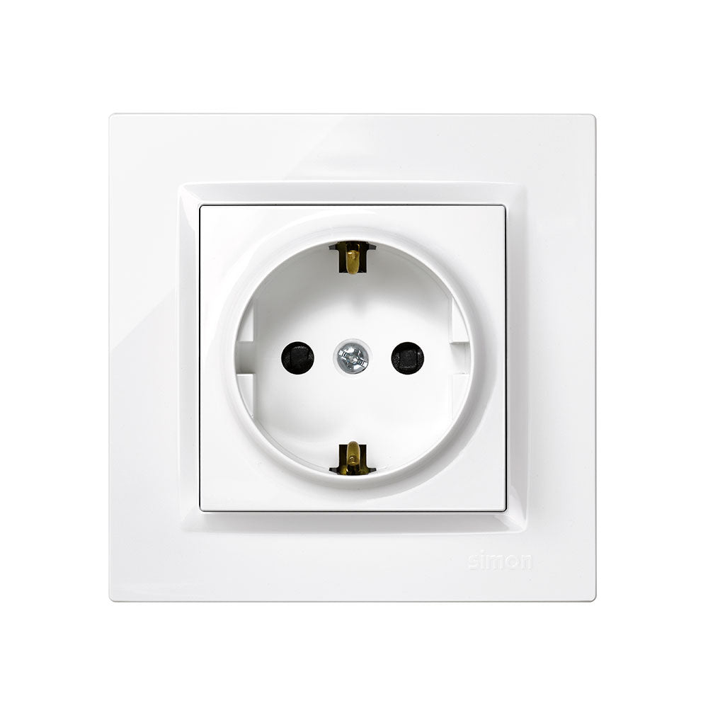 Plugue 2p+t tipo f branco com quadro_0