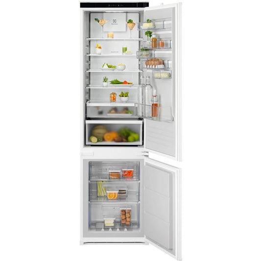 Ferro de Engomar Electrolux / Preto / ENT6MD19S3_0