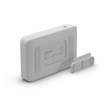 Switch Ubiquiti Lite-8 Portas Gigabit Managed PoE+ Wall Mount