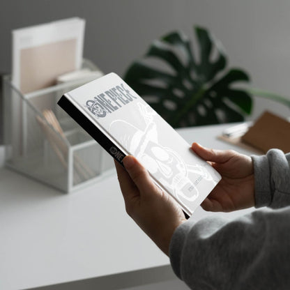 Caderno A5 premium + caneta projetor One Piece Straw Hat Pirates