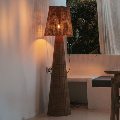 Cabo Newgarden / Nature / LOLA 165_2