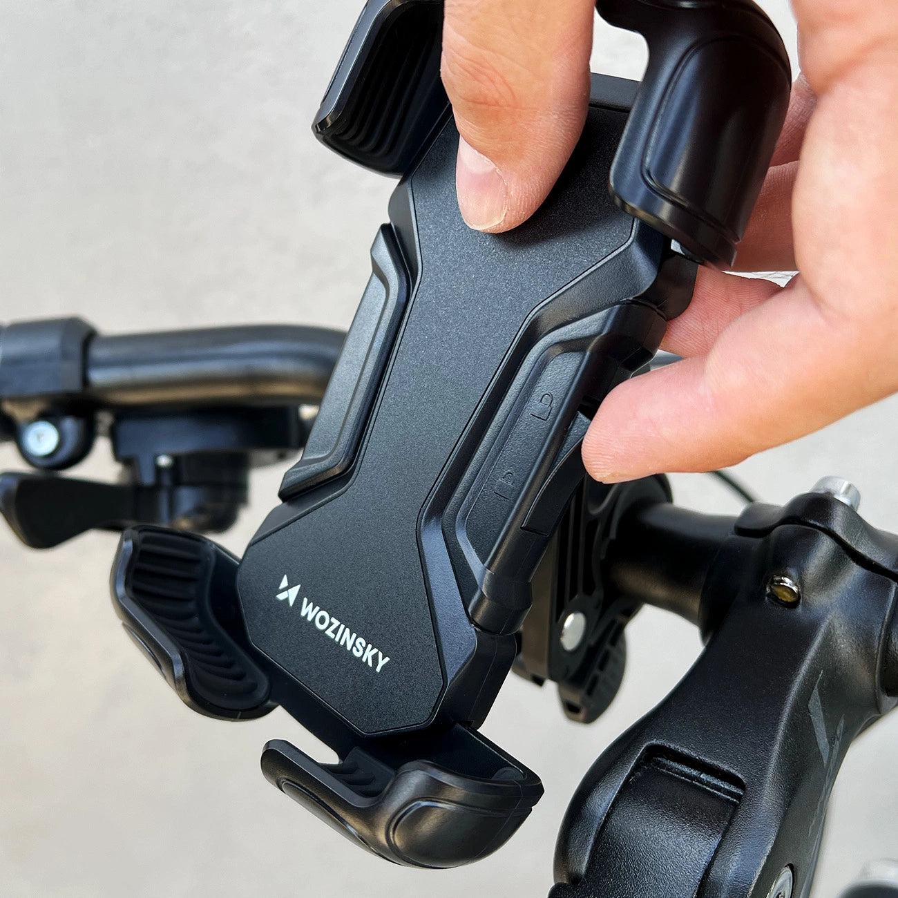 Wozinsky strong phone holder for the handlebar of a bicycle, motorcycle, scooters black (WBHBK6)_10