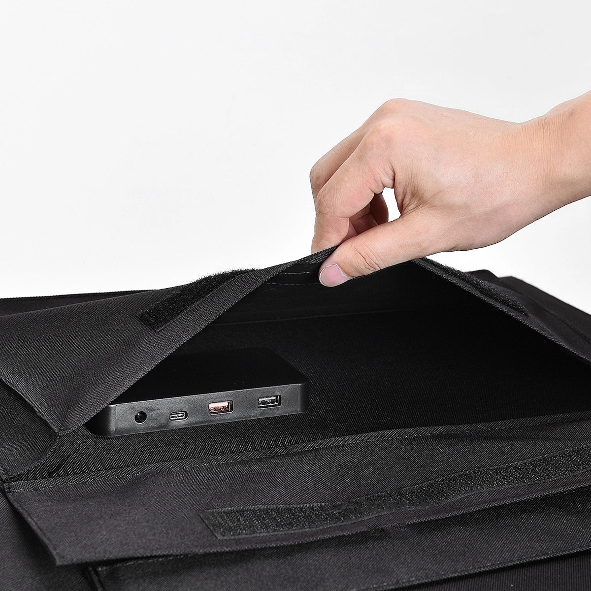 Choetech SC008 solar foldable charger 120W DC / USB-C / 2x USB-A - black_10