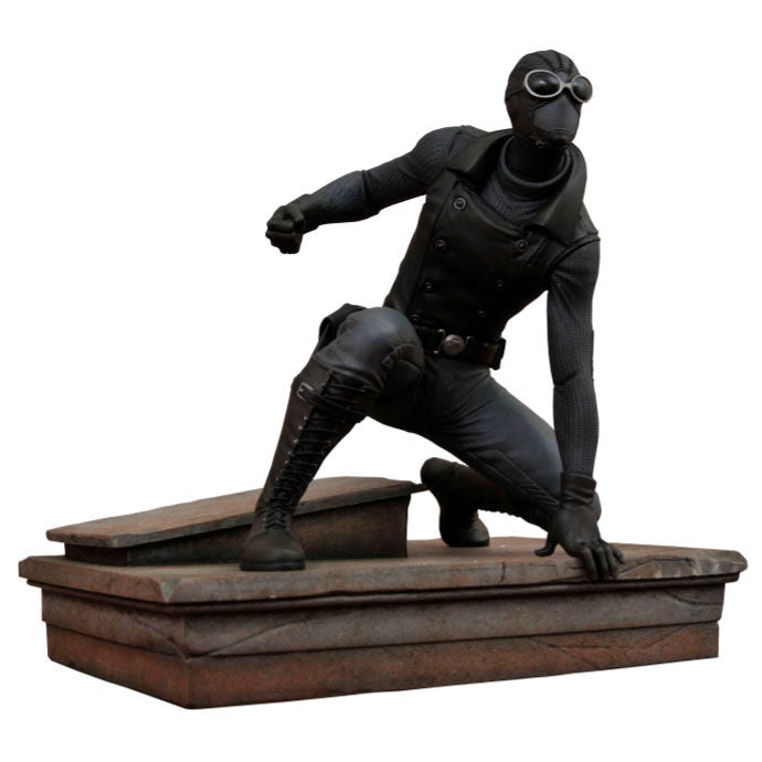 Estatua Spiderman traje negro Spiderman Marvel 18cm_0