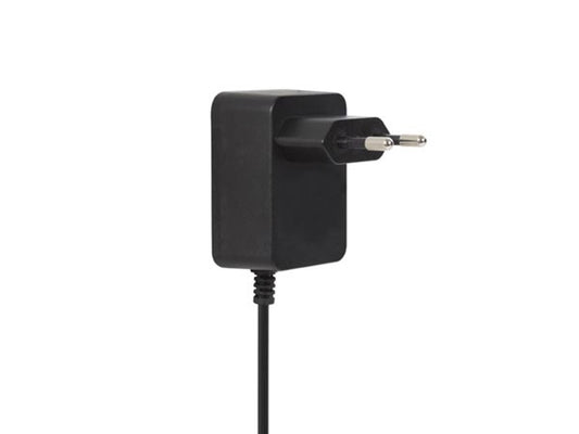 FONTE DE ALIMENTAÇÃO UNIVERSAL - 18 VDC - 1 A - 18 W - CONECTOR 2.1 x 5.5 mm_0