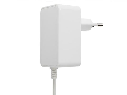 CARREGADOR COMPACTO COM CONECTOR USB TIPO C - 5 VDC - 3 A máx. - 15 W máx._0