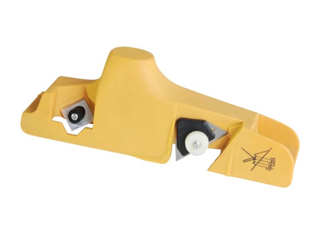 PLAINA PARA PLACAS DE GESSO_0