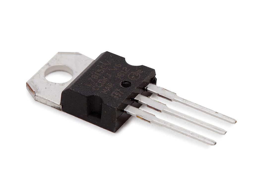 REGULADOR DE TENSÃO 15V - 1A_0